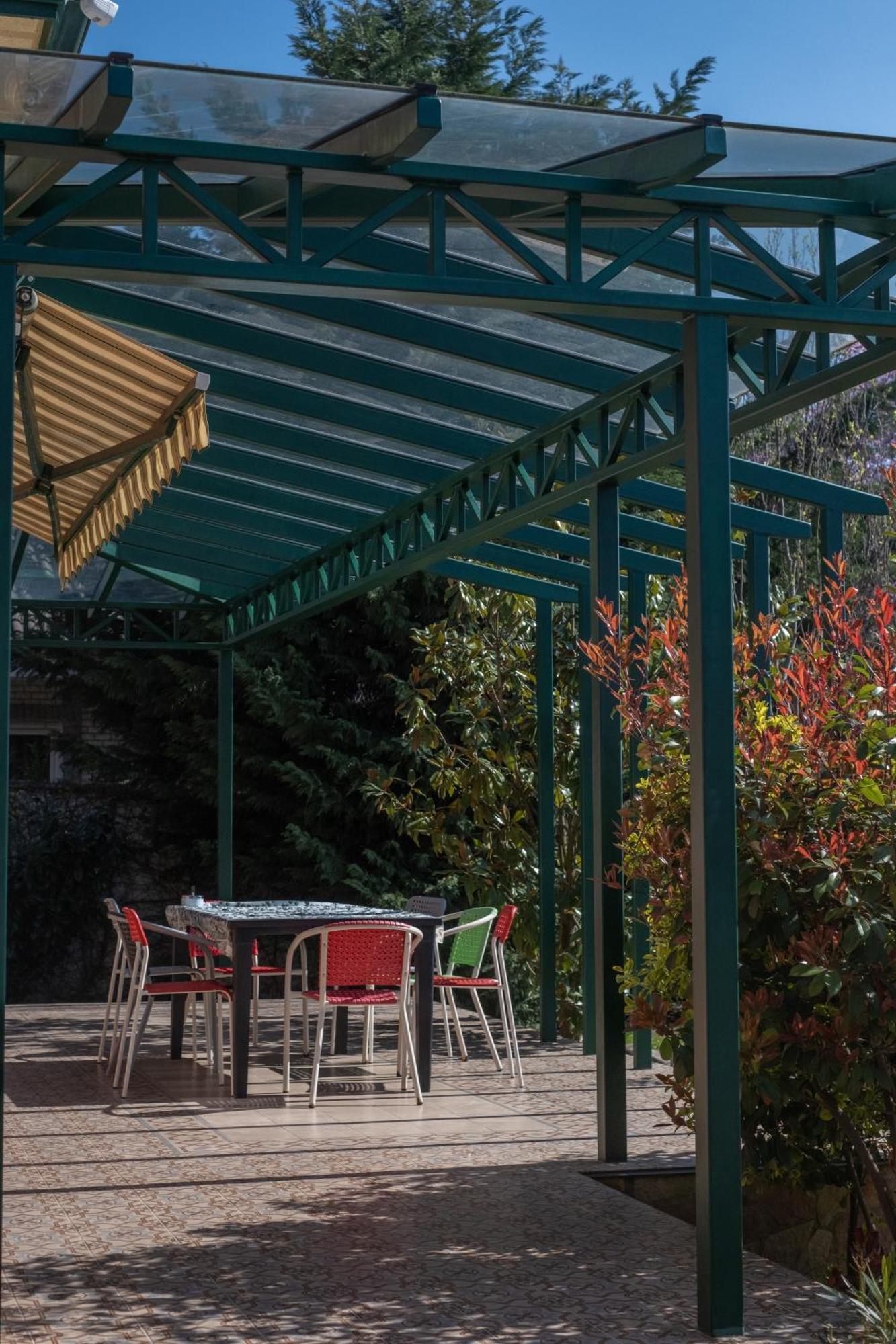Giovanni'S Airport House 부다페스트 외부 사진
